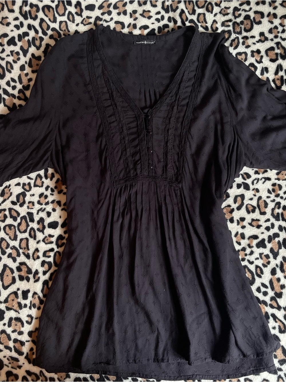 ♡ Black Lace Tunic/ Blouse